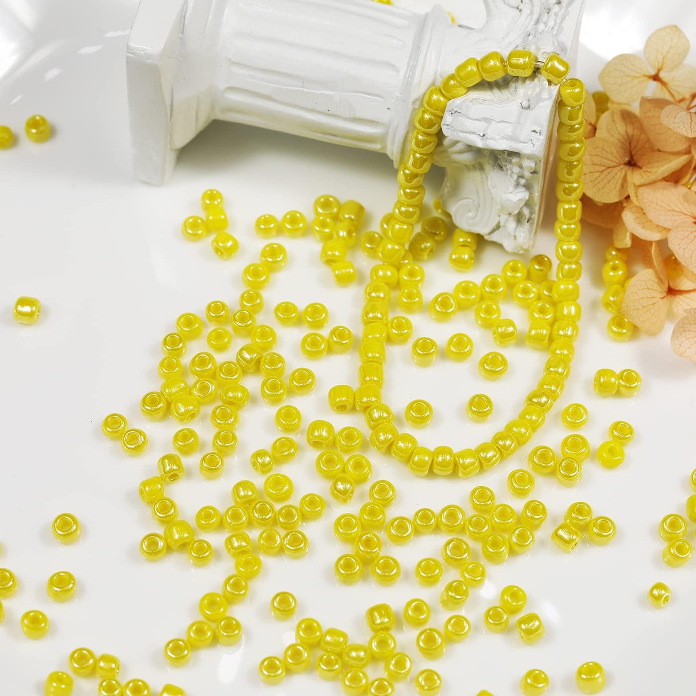 Opaque Light Yellow Pearl Color 4mm Seed Beads About 1200pcs/100Grams in Bag, 6/