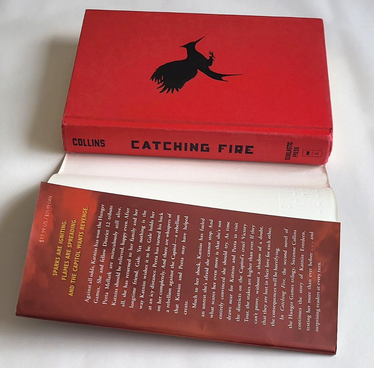 Catching Fire by Suzanne Collins (First Print, First Edition) Hardcover