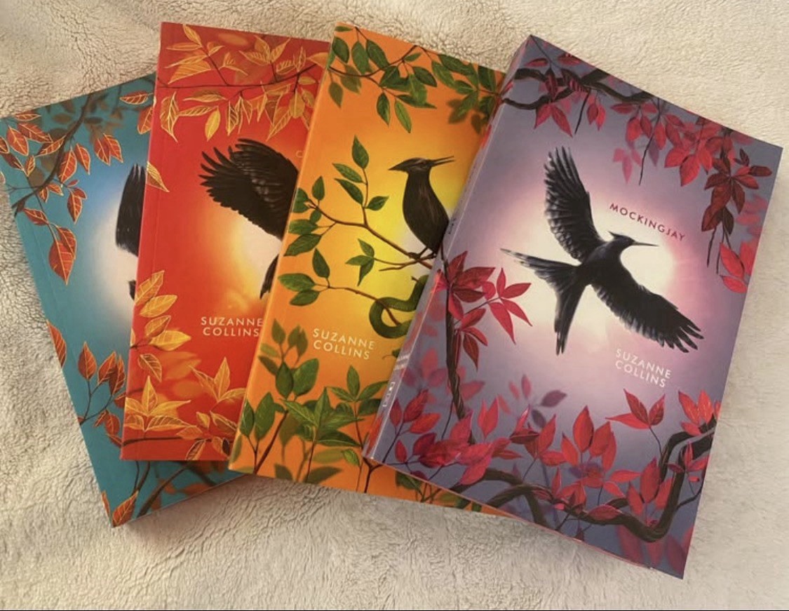 Hunger Games: Deluxe Edition by Suzanne Collins (2025, Trade Paperback)