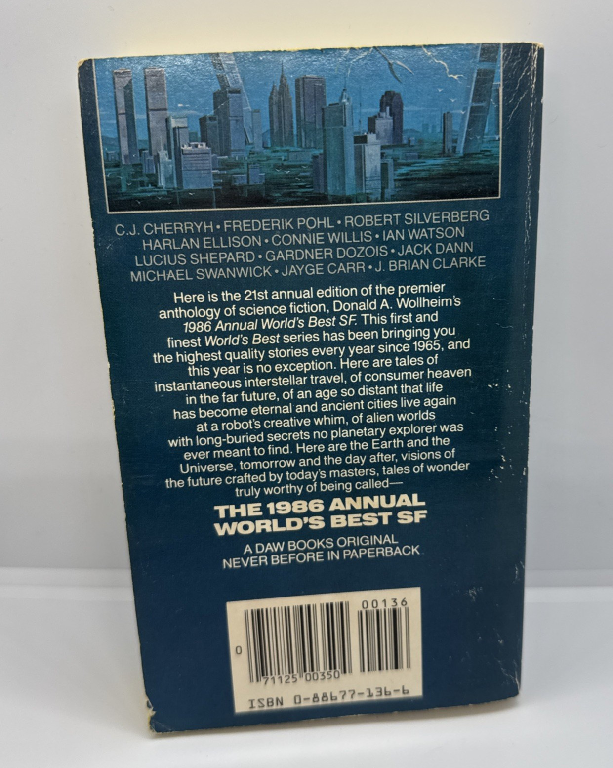 The 1986 Annual World’s Best SF by Donald Wollheim Daw Books 1st Printing