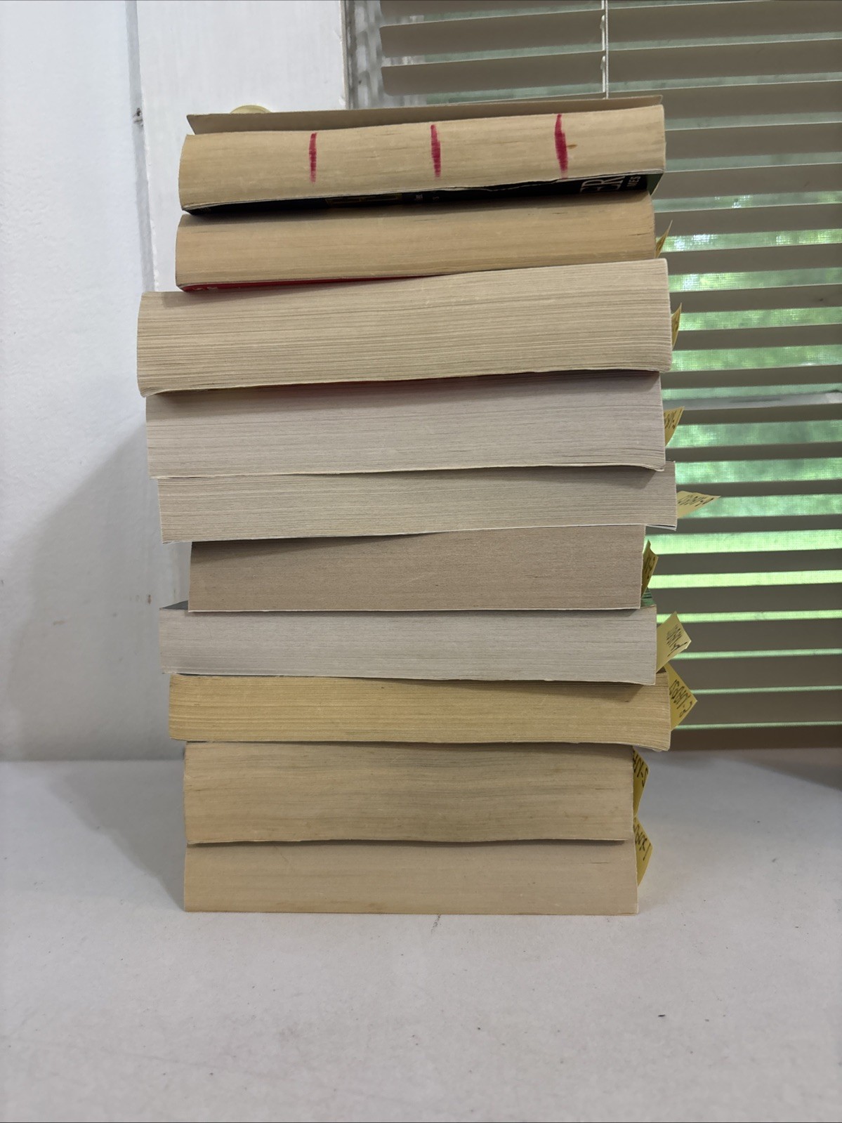 Lot of 10 – Mystery and Thrillers – Mixed Authors – FREE SHIPPING