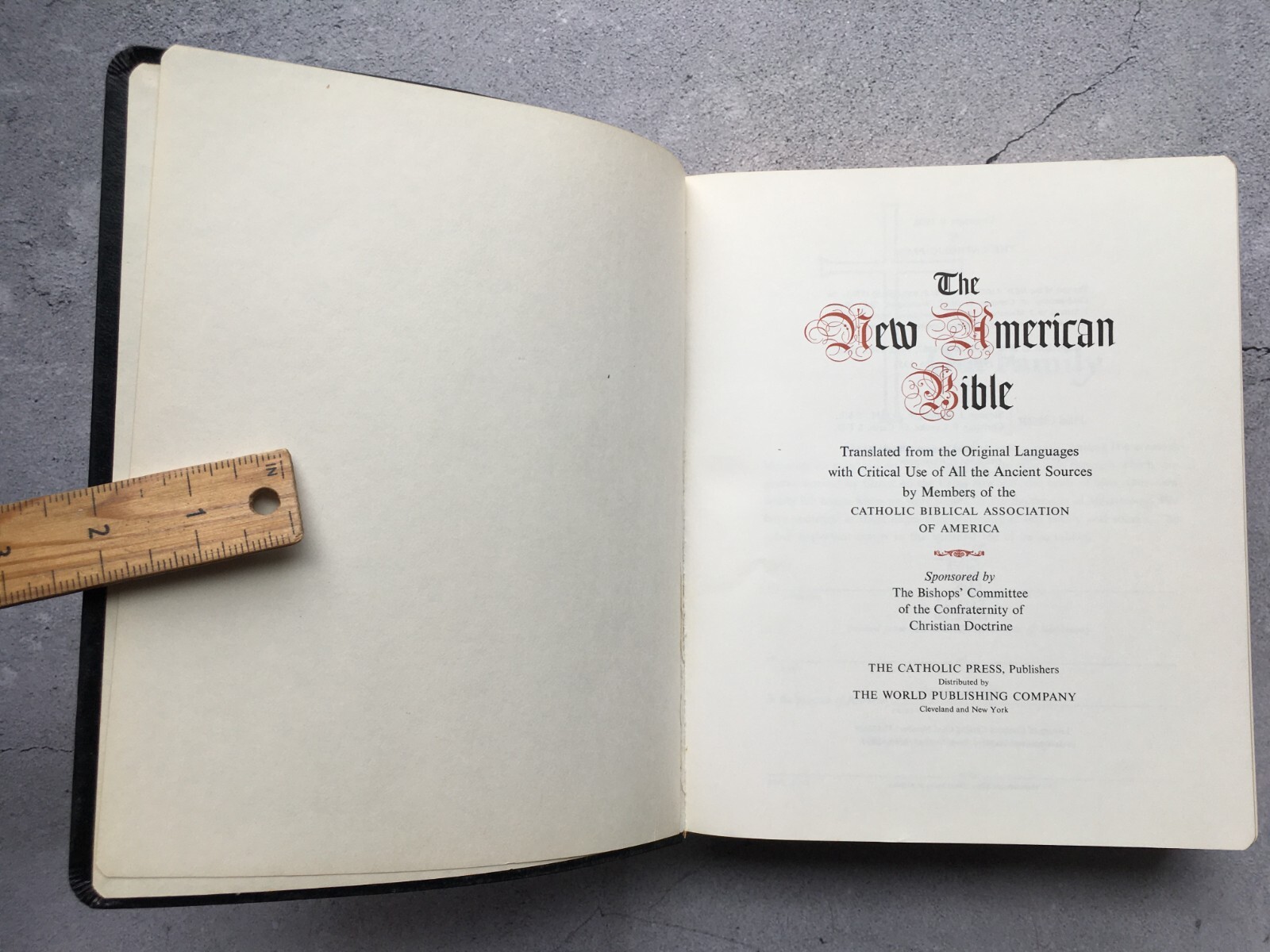 Holy Bible New American Bible NAB Catholic Press World 1971 First Edition