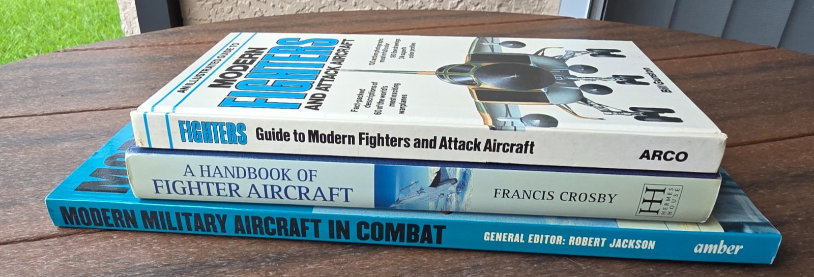 MODERN MILITARY AIRCRAFT IN COMBAT by Robert Jackson & Modern Fighters Gunston