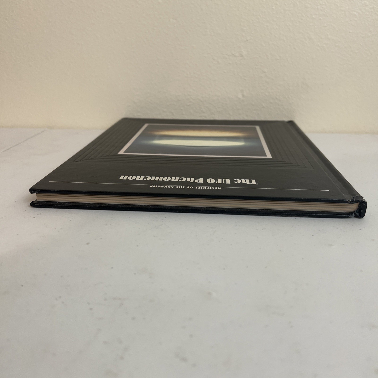 The UFO Phenomenon Hardcover Time-Life Books Editors
