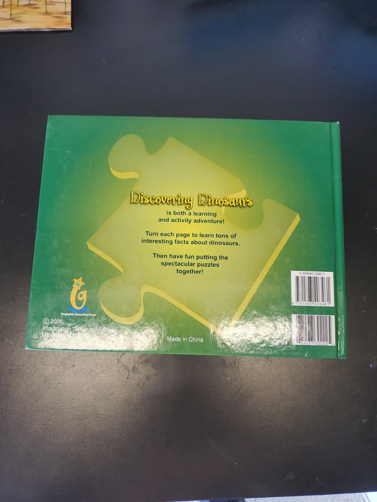 Discovering dinosaurs Book and 5 jigsaw puzzles