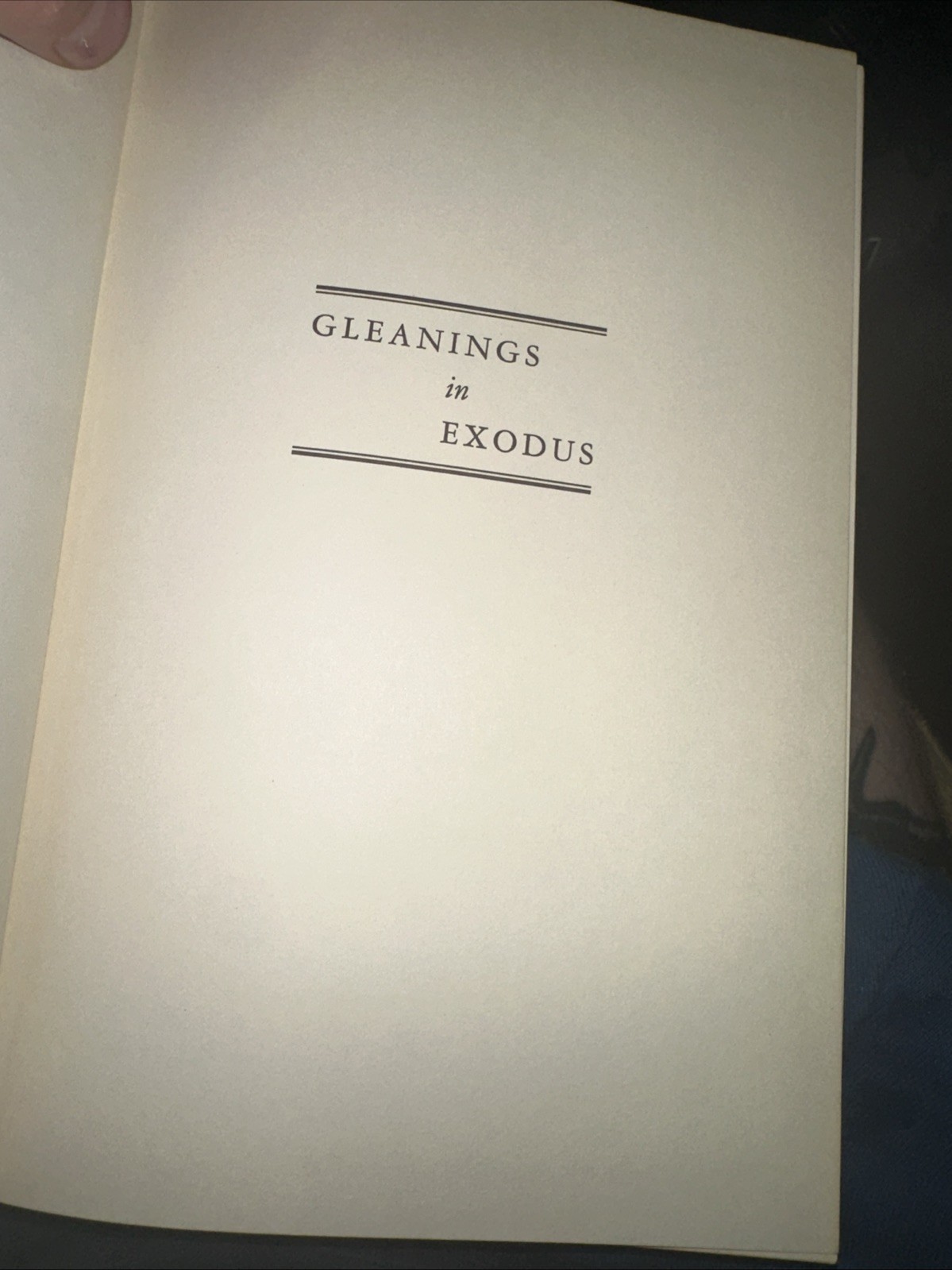 Moody Press Gleanings in Exodus Arthur W Pink Hardcover Bible Old Testament 1969