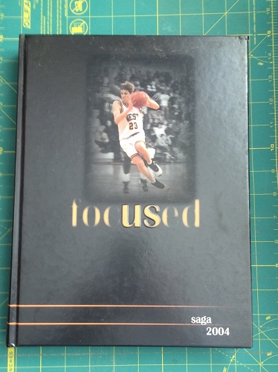 2004 SHAWNEE MISSION WEST “SAGA” HS YEARBOOK, 9 X 12.5 IN HARDBACK., KANSAS