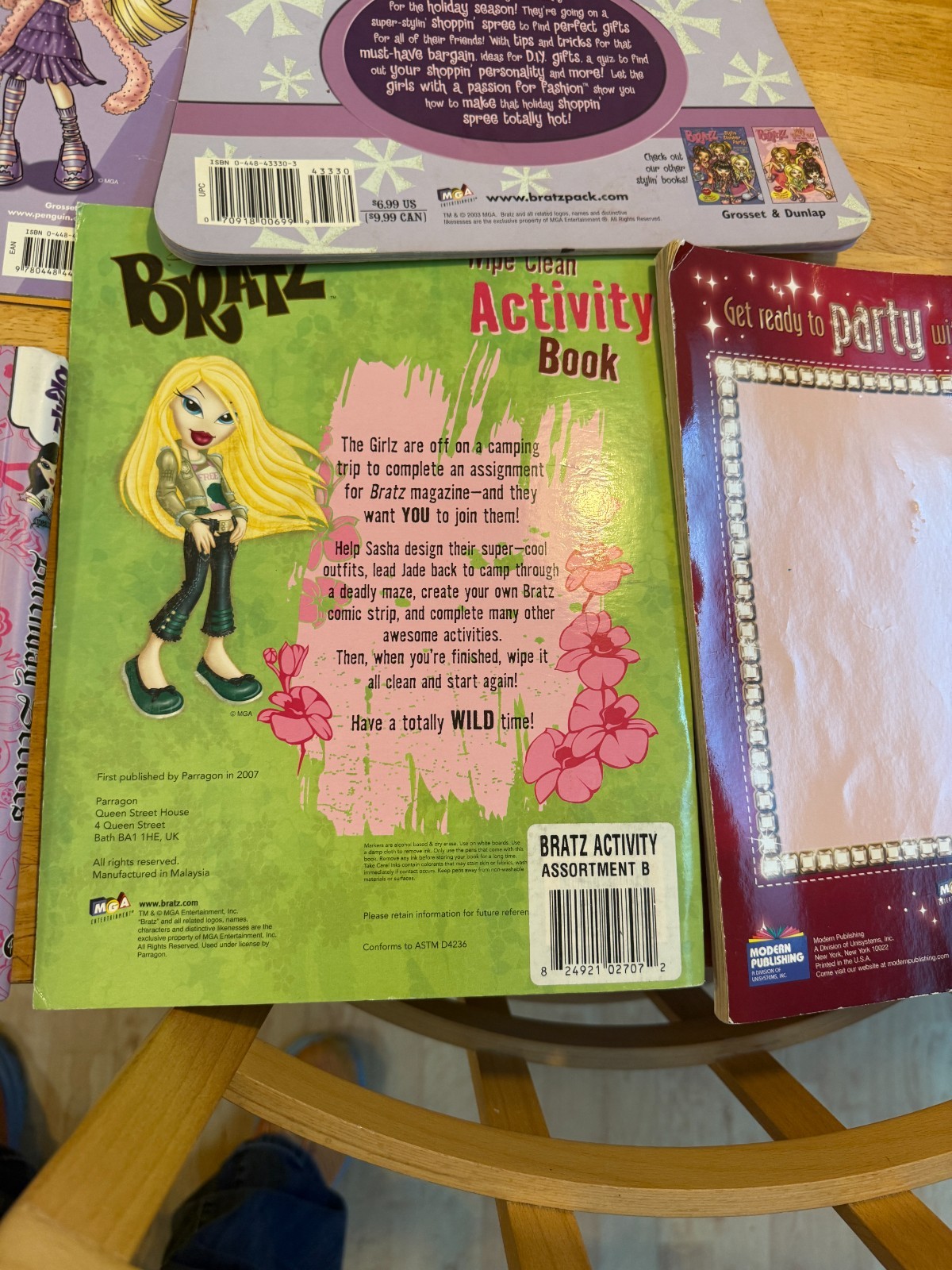 Bratz: An Assortment Of Preowned Bratz Books & 2 New Activity Coloring Books
