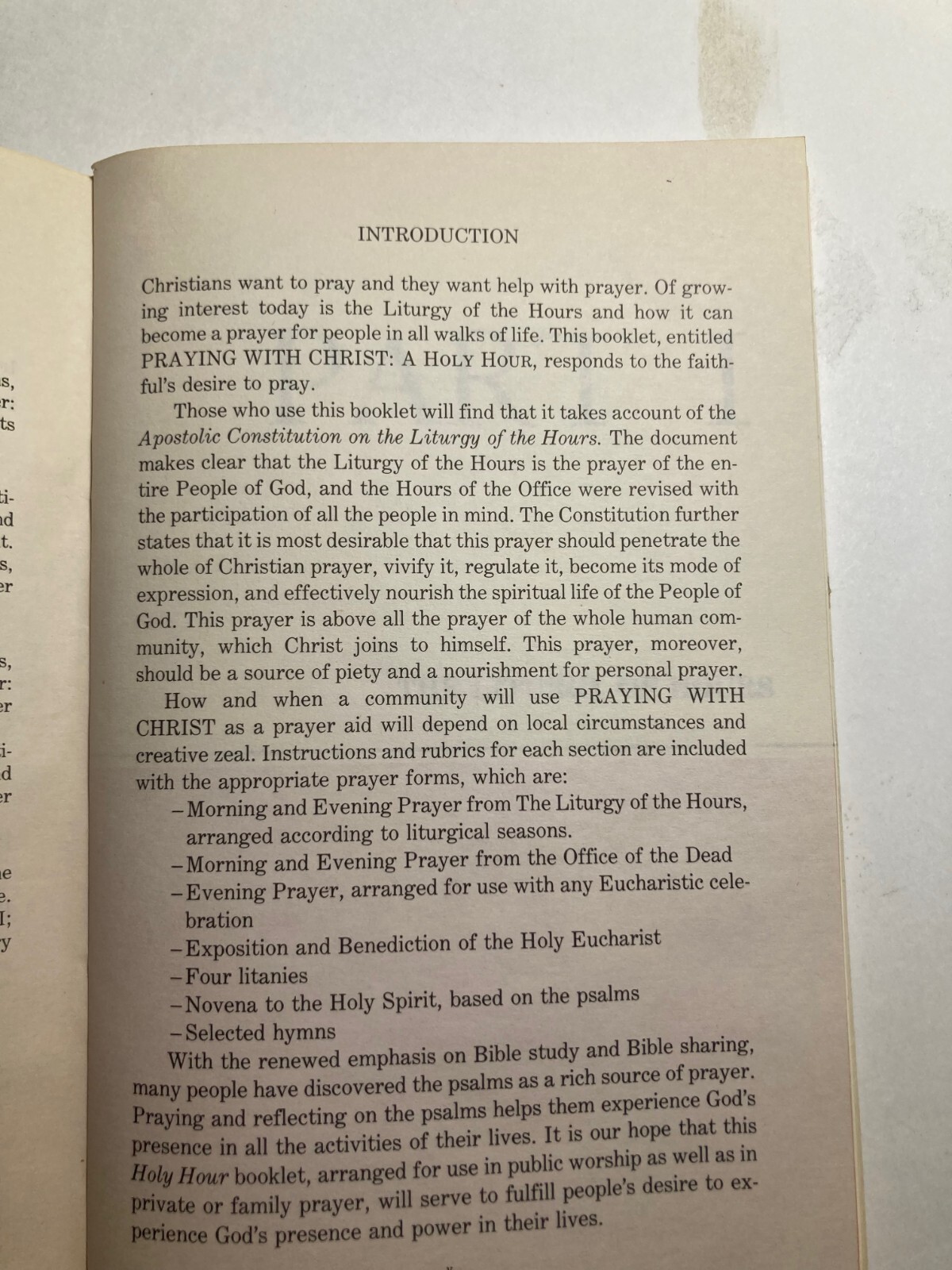 PRAYING WITH CHRIST A HOLY HOUR LITURGICAL PRESS (SAME DAY SHIPPING)