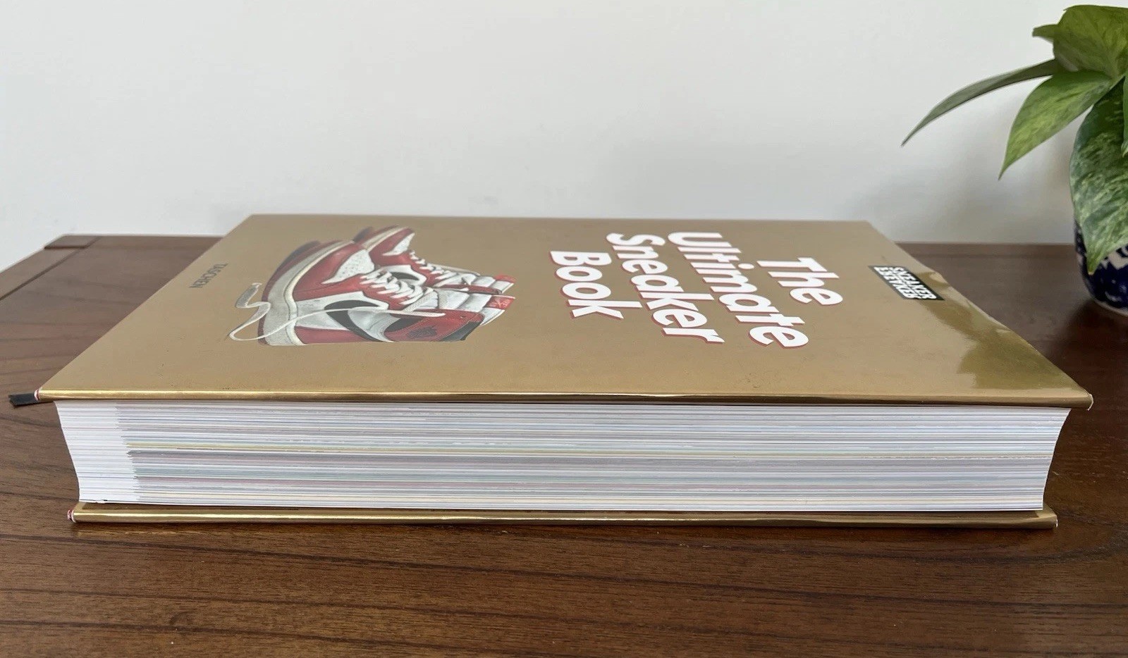 Sneaker Freaker The Ultimate Sneaker Book Simon Wood Shoe History 2018 Hardcover