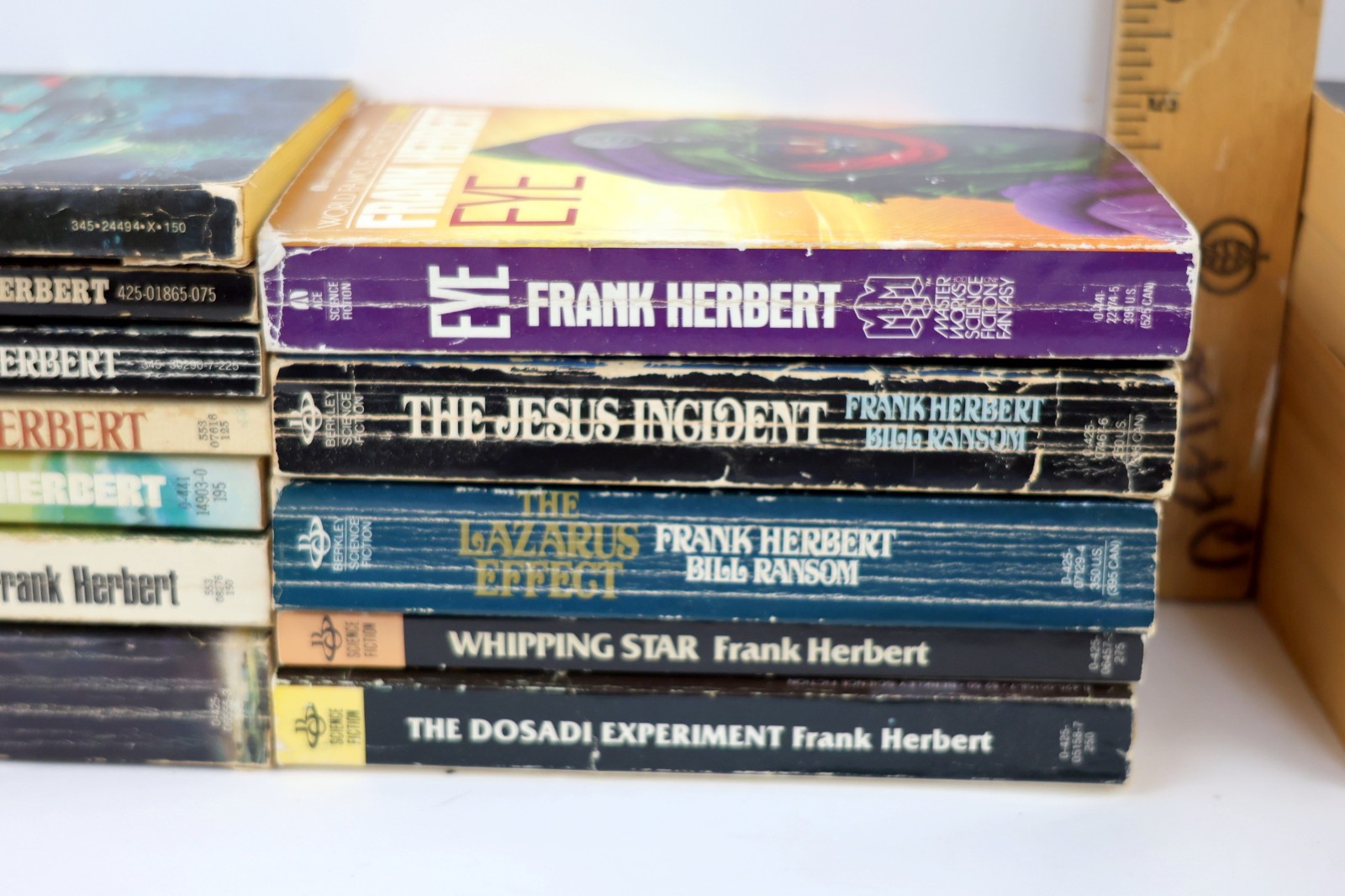 Frank Herbert Paperback Sci-fi Book Lot of 21 -Soul Catcher,Dosadi, & Dune Books