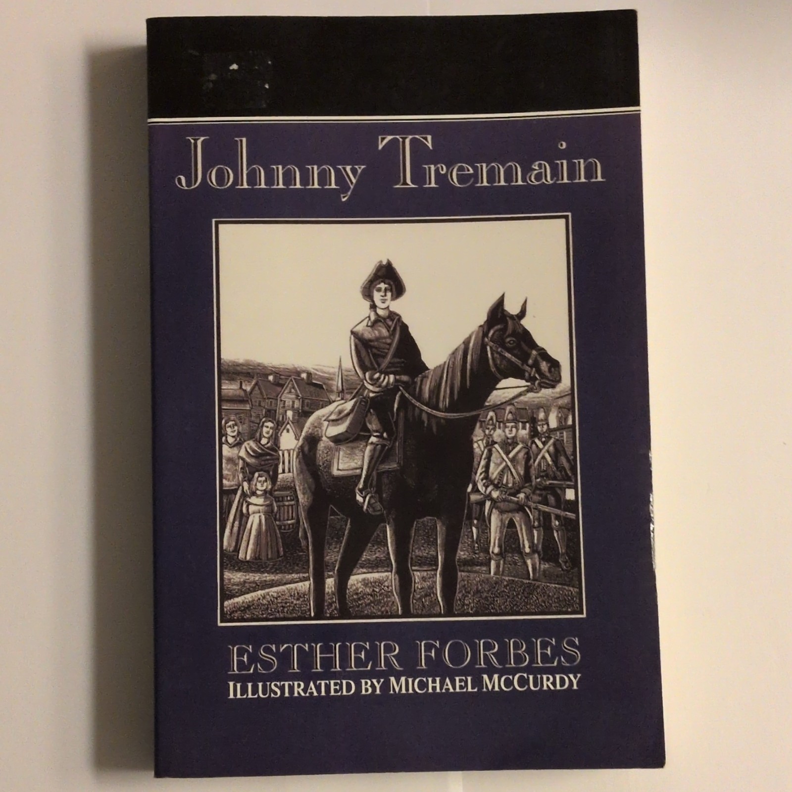 Johnny Tremain by Esther Forbes Trade PB Cengage GALE Large Print McCurdy 2005
