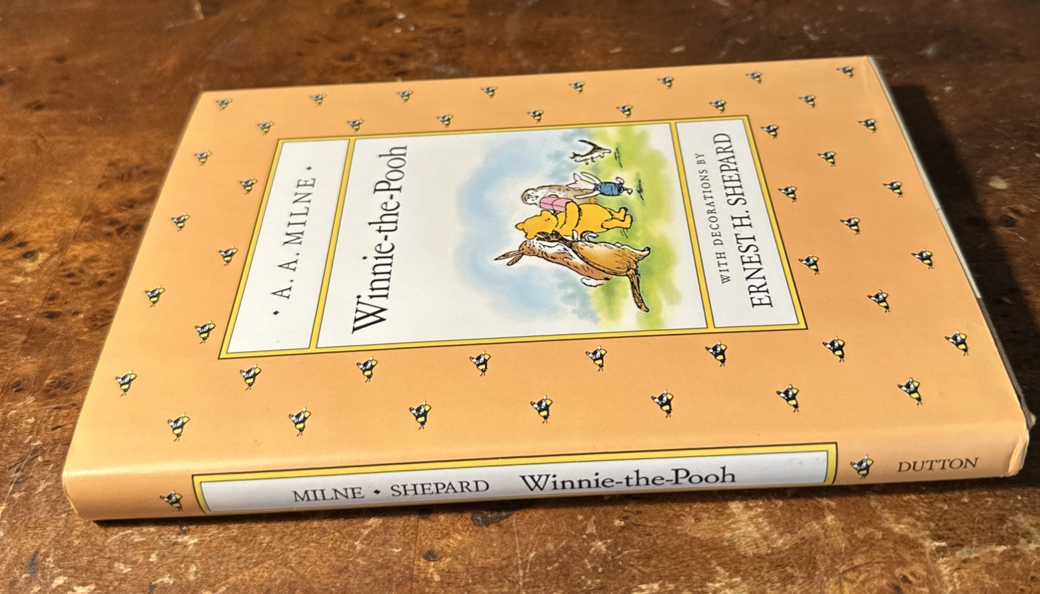 Milne & Shepard : Winnie-the-Pooh by A. A. Milne Hardback 162 pages NEW
