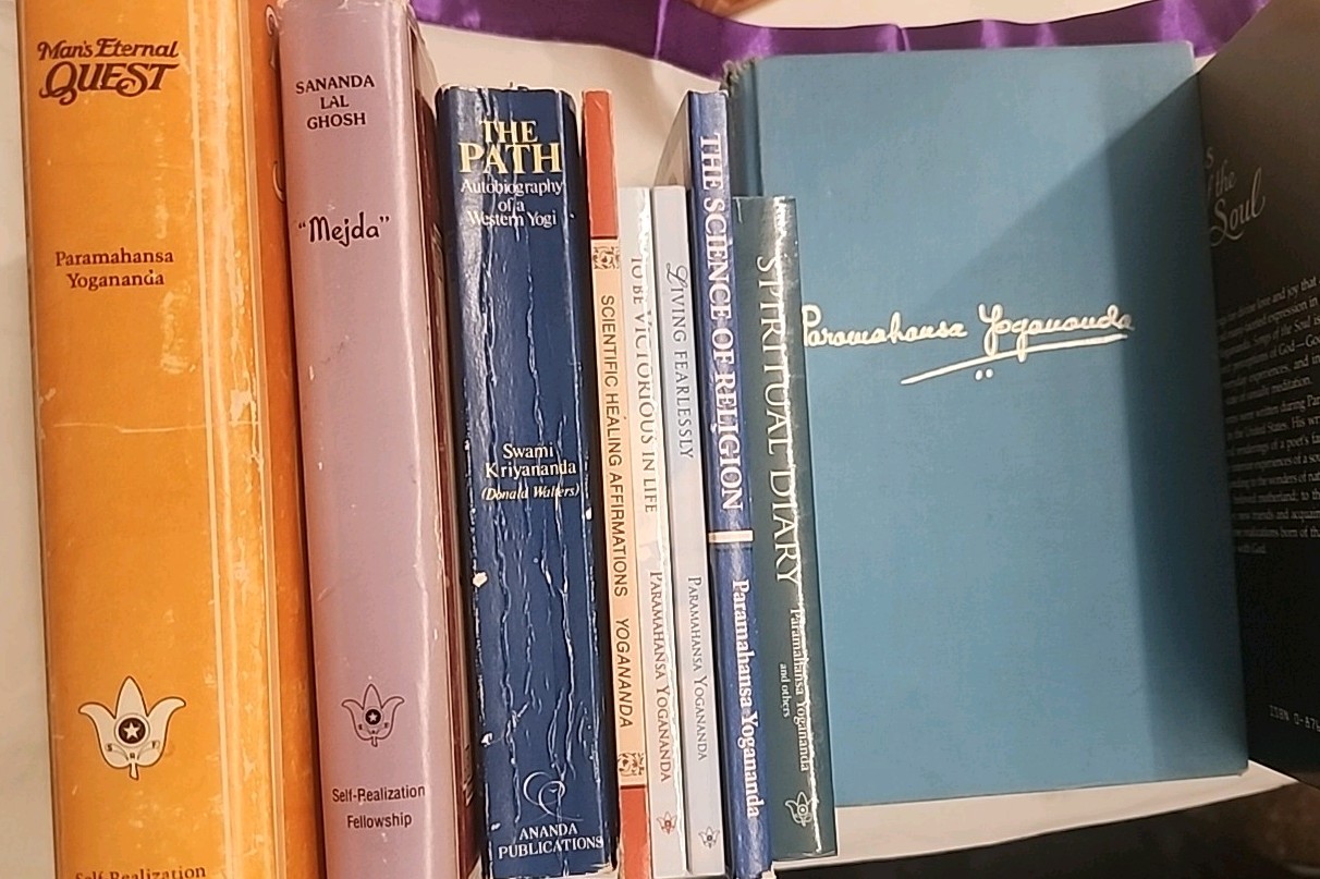 Kriya Yoga Paramahansa Yogananda Lot of 15 Hardcover, PB Books & 1 DVD Unity