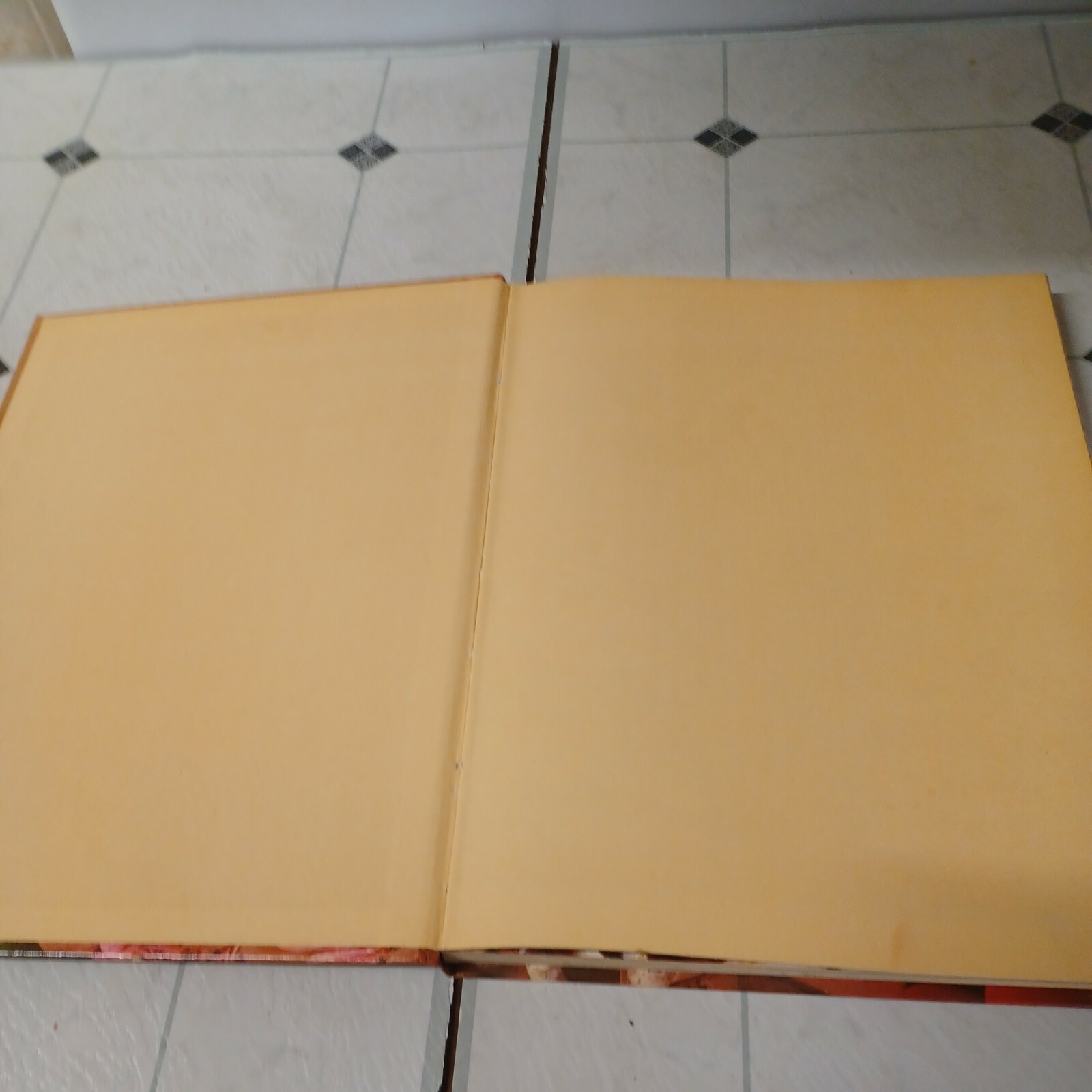 WEIGHT WATCHERS 250+ RECIPES COOKBOOK ~ HARD COVER ~ 158 Pages vintage
