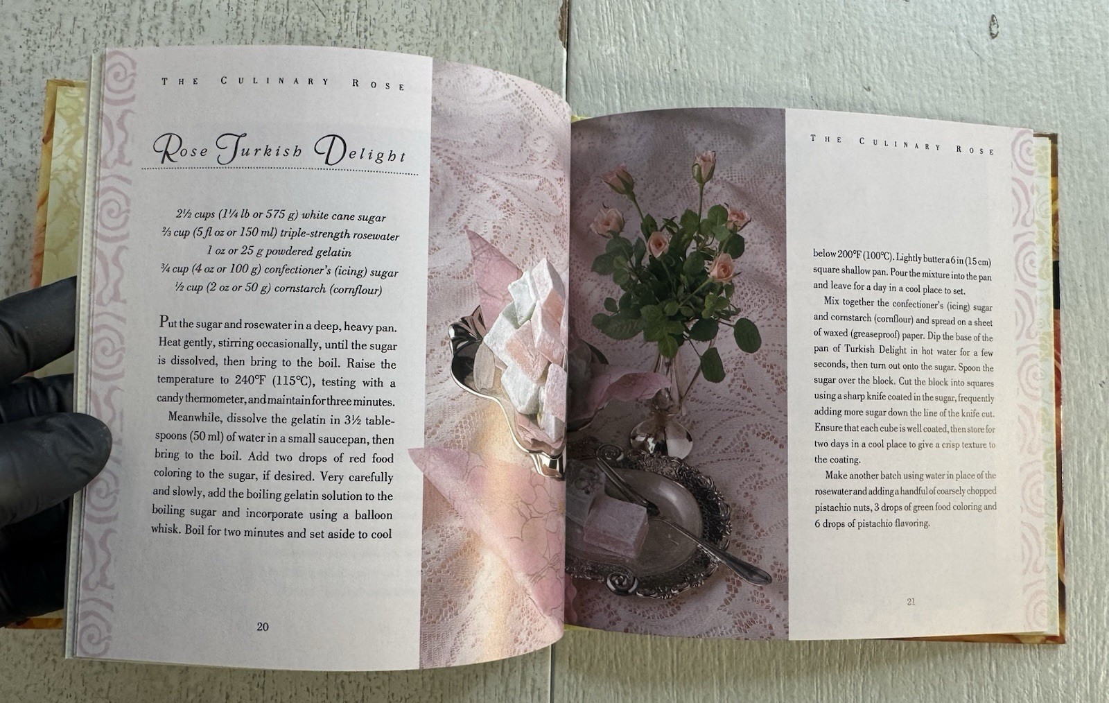 The Little Books of Flowers – David Squire (1993 HC Books w/Slipcase) LN Cond.