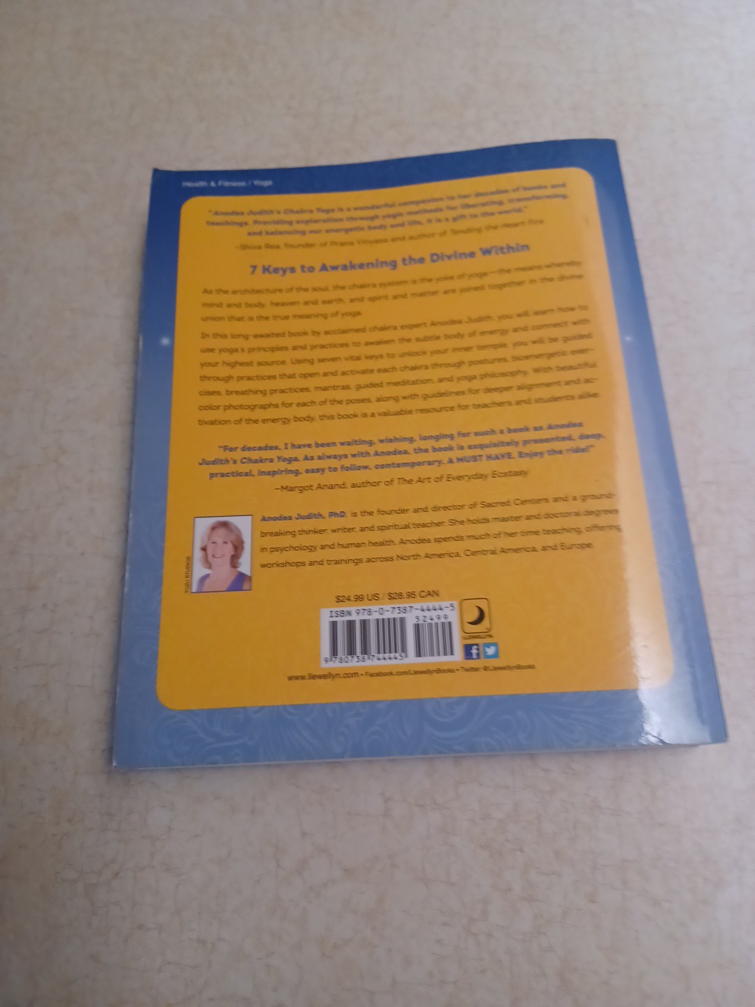 Anodea Judith’s Chakra Yoga by Anodea Judith (2015, Trade Paperback)