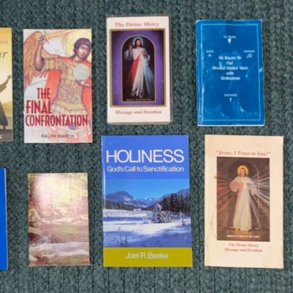Lot of Vintage pamphlets: Christian / Catholic / Religious texts, set of 10