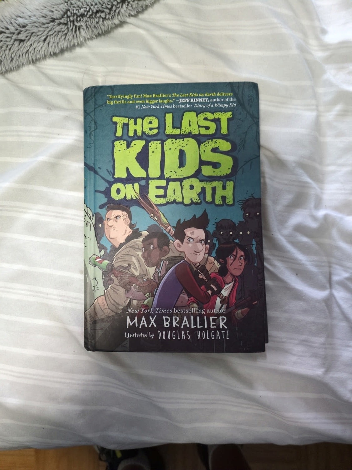 The Last Kids on Earth by Max Brallier Paperback Illustrated by Douglas Holgate