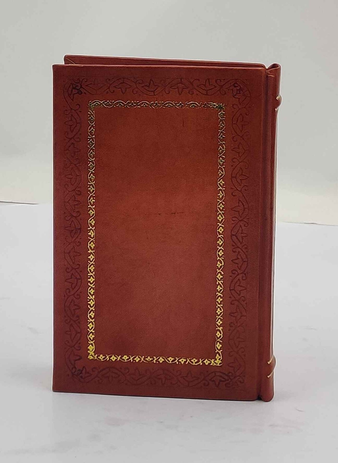 Finite and Infinite Games by Carse, James [PREMIUM LEATHER BOUND]