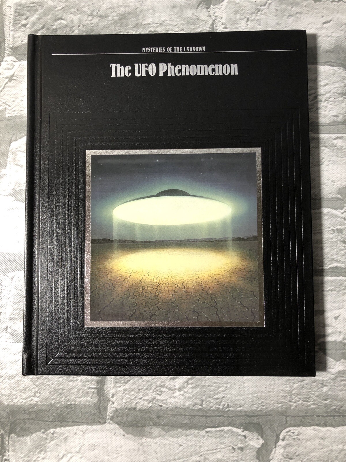 The UFO Phenomenon by Time-Life Books 1999 Hardcover