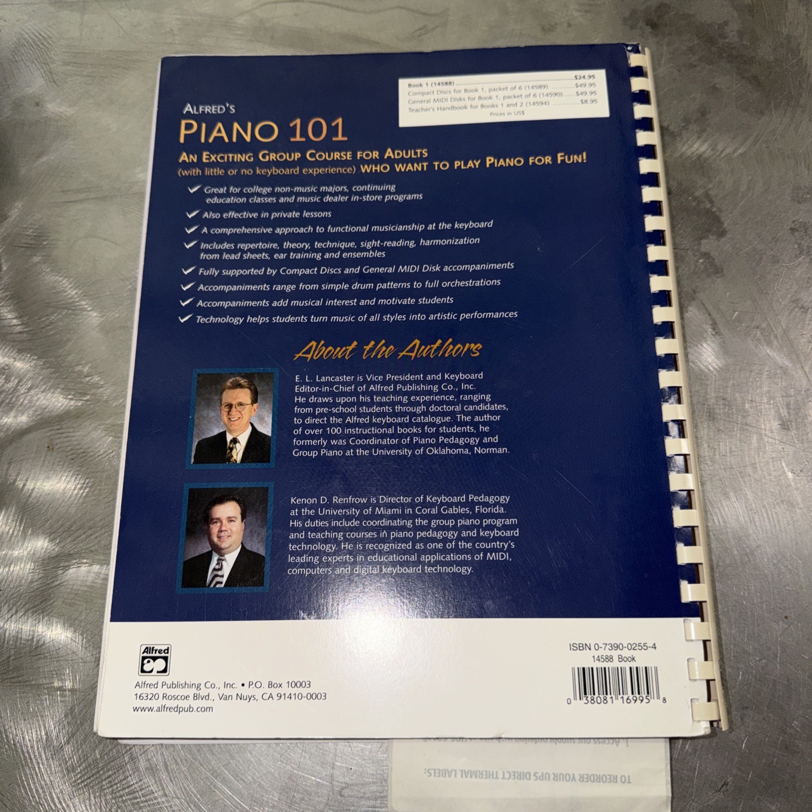 Alfred’s Piano 101, Bk 1: An Exciting Group Course for Adults Who Want to Play P