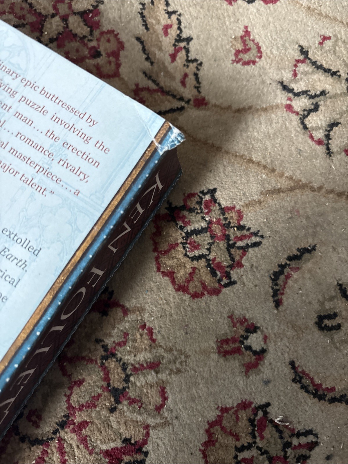Pillars of the Earth : A Novel by Ken Follett (1990, Mass Market)