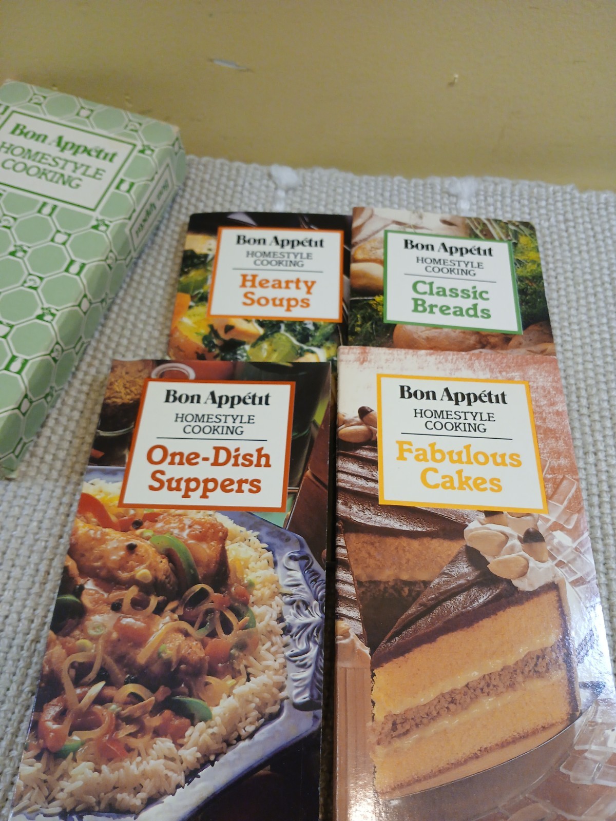 Vintage Bon Apetit Kitchen Collection & Homestyle Cooking MIni Cookbooks -bk1.1