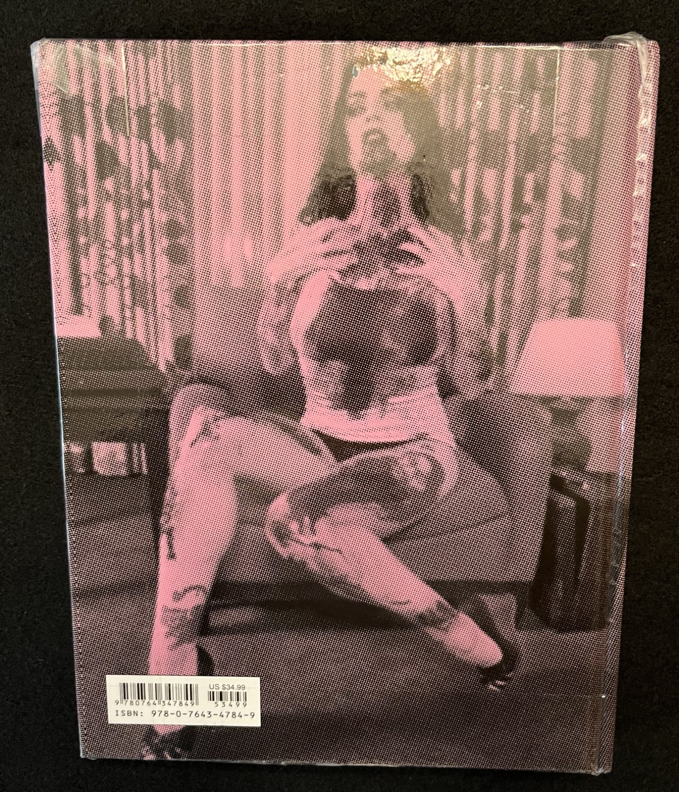 Gorgeous & Gory: The Zombie Pinup Collection