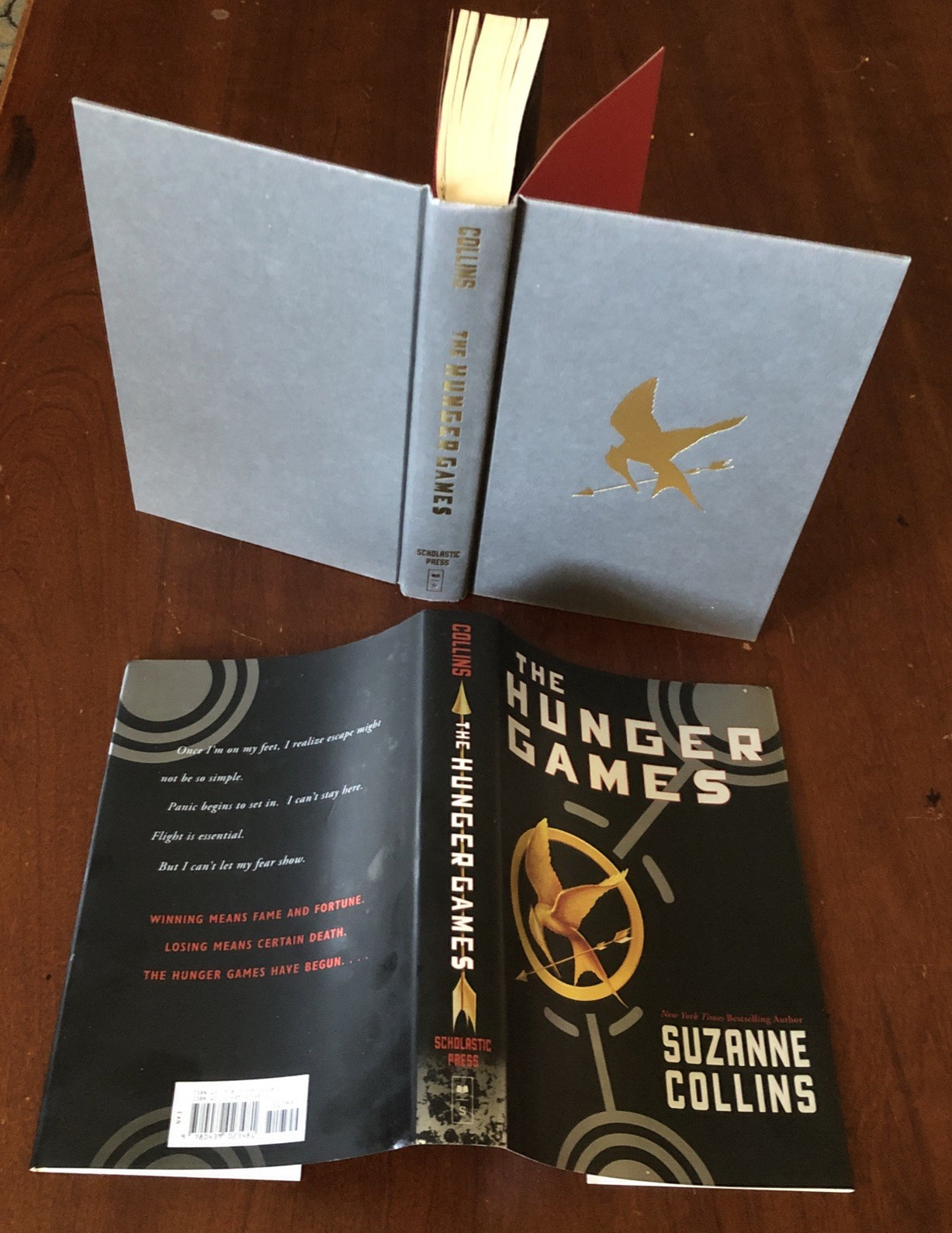 Hunger Games First Edition October 2008 Suzanne Collins HCDJ *VG-see pics*