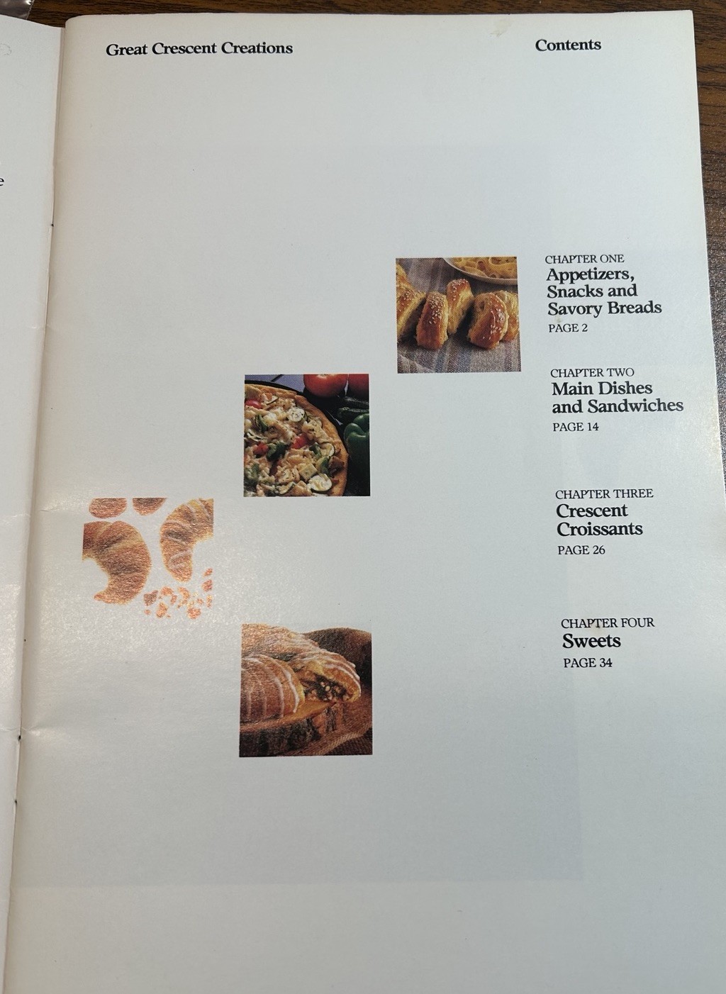 Pillsbury Great Crescent Creations 46 pages recipes with crescent rolls 1984 VTG