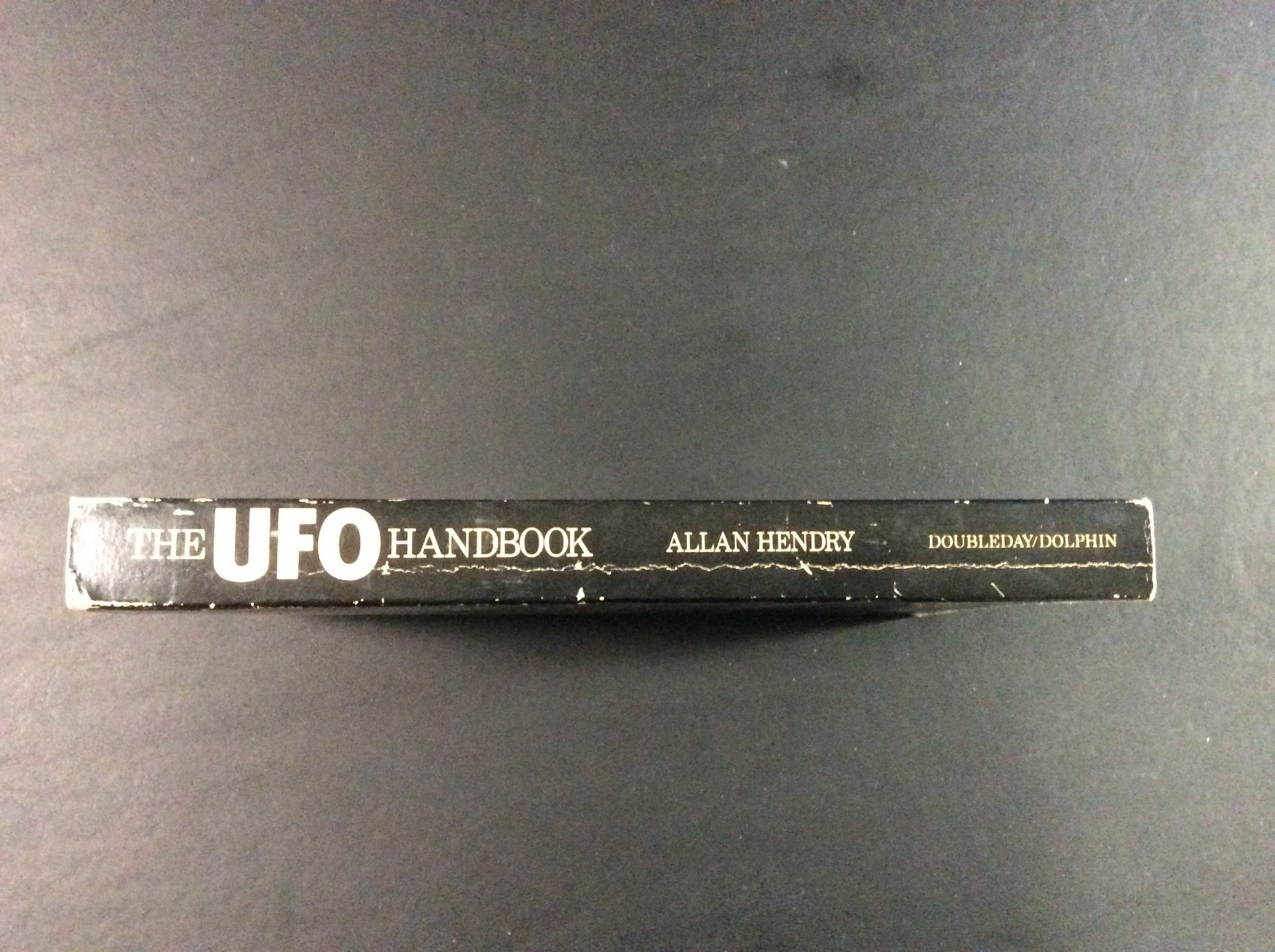 The UFO Handbook by Allan Hendry Paperback 1979 297 pages (Very Good)