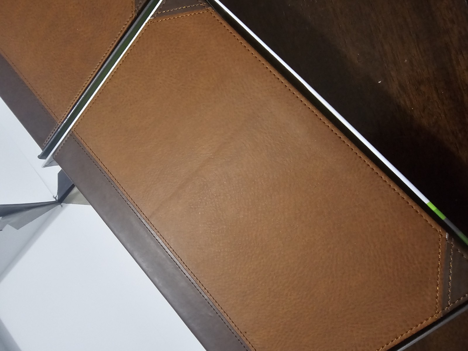 NIV 2011 Study Bible -Chocolate/Caramel – r$79.99- SALE!! SLIGHTLY IMPERFECT