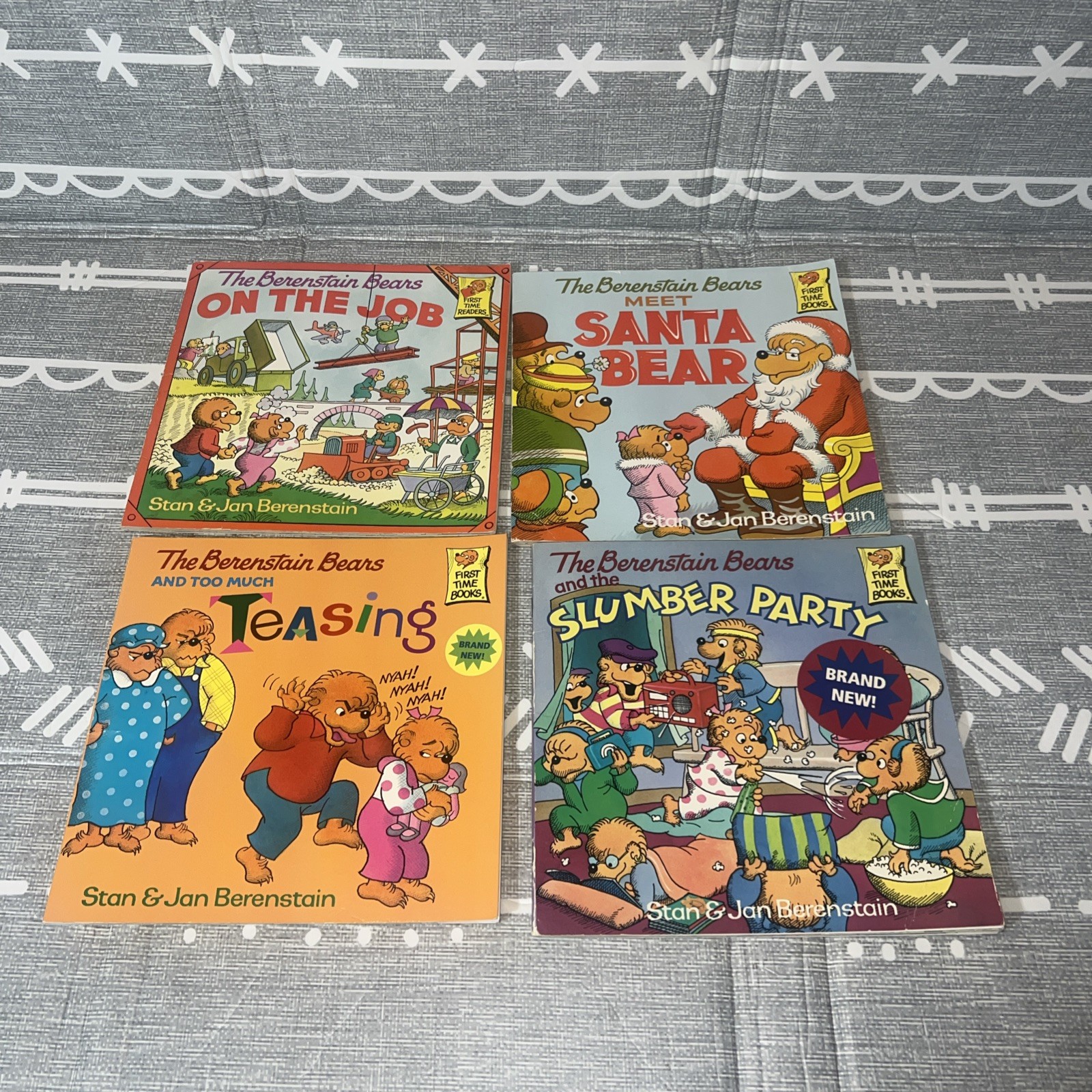 Huge Vintage Lot of 23 Berenstain Bears Books Picture Book Homeschool Morals