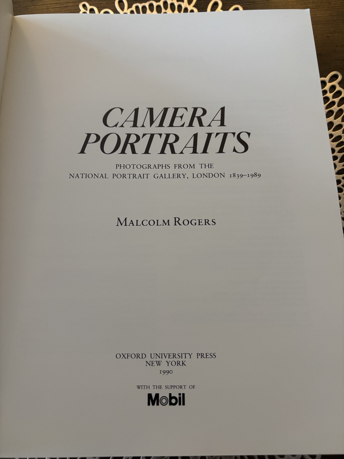 Camera Portraits Photographs from the National Portrait Gallery London 1839-1989