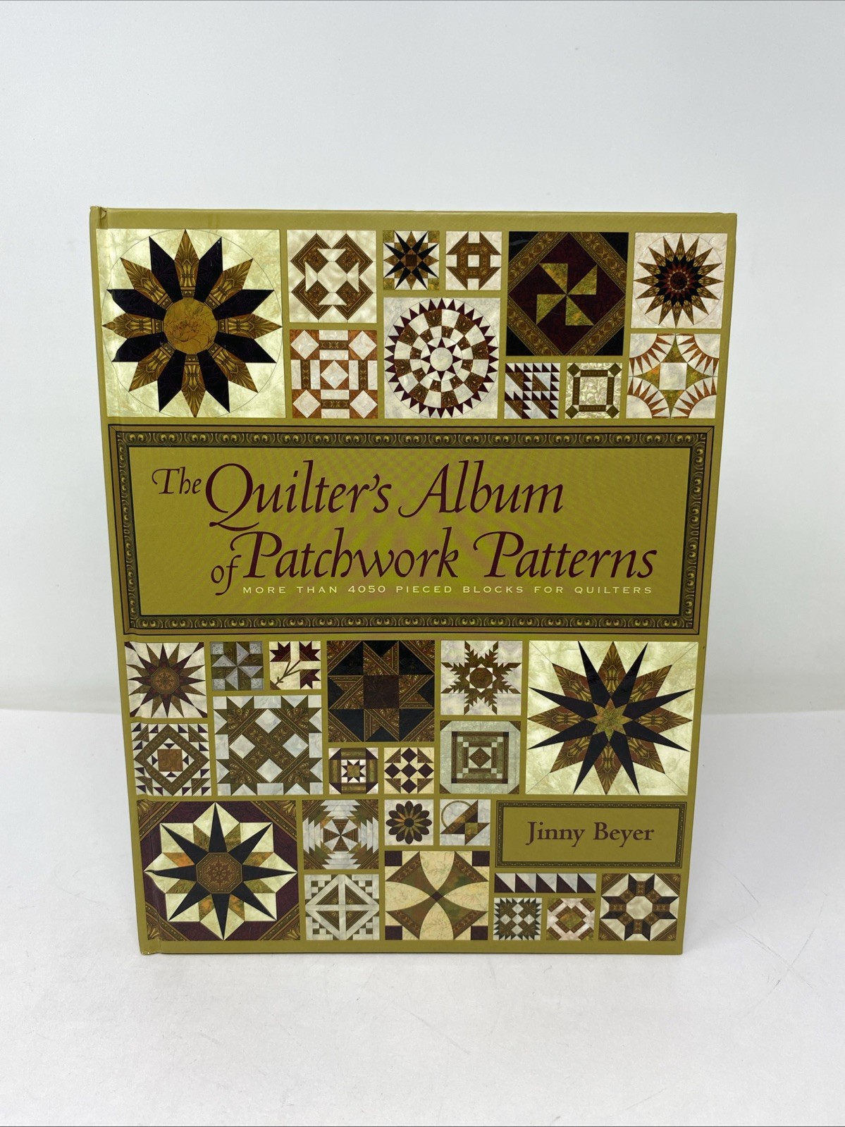 Quilter’s Album of Patchwork Patterns 4050 Pieced Blocks w/ Plastic Grid Sheets