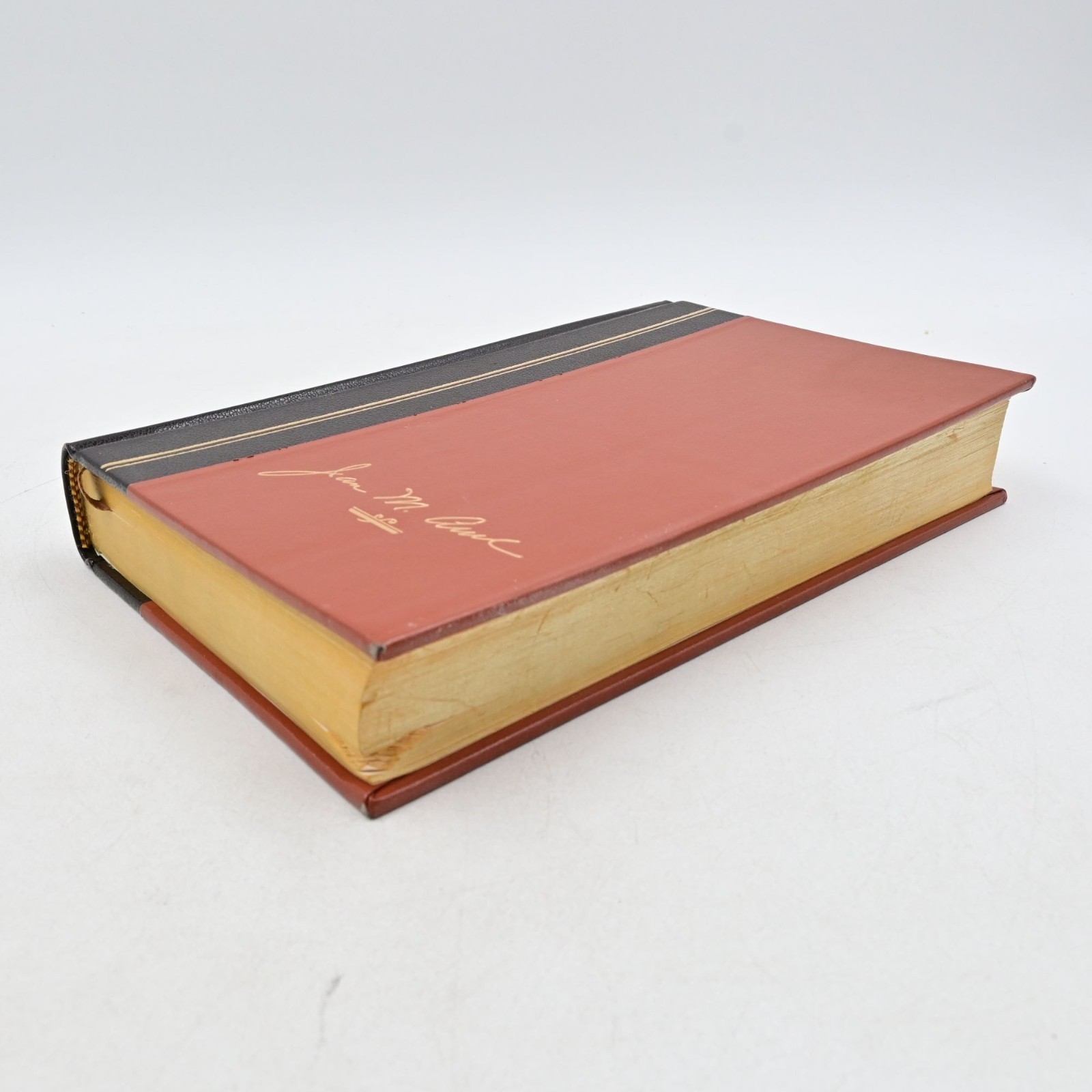 Clan of the Cave Bear Book Jean M Auel Hardcover Earth’s Children