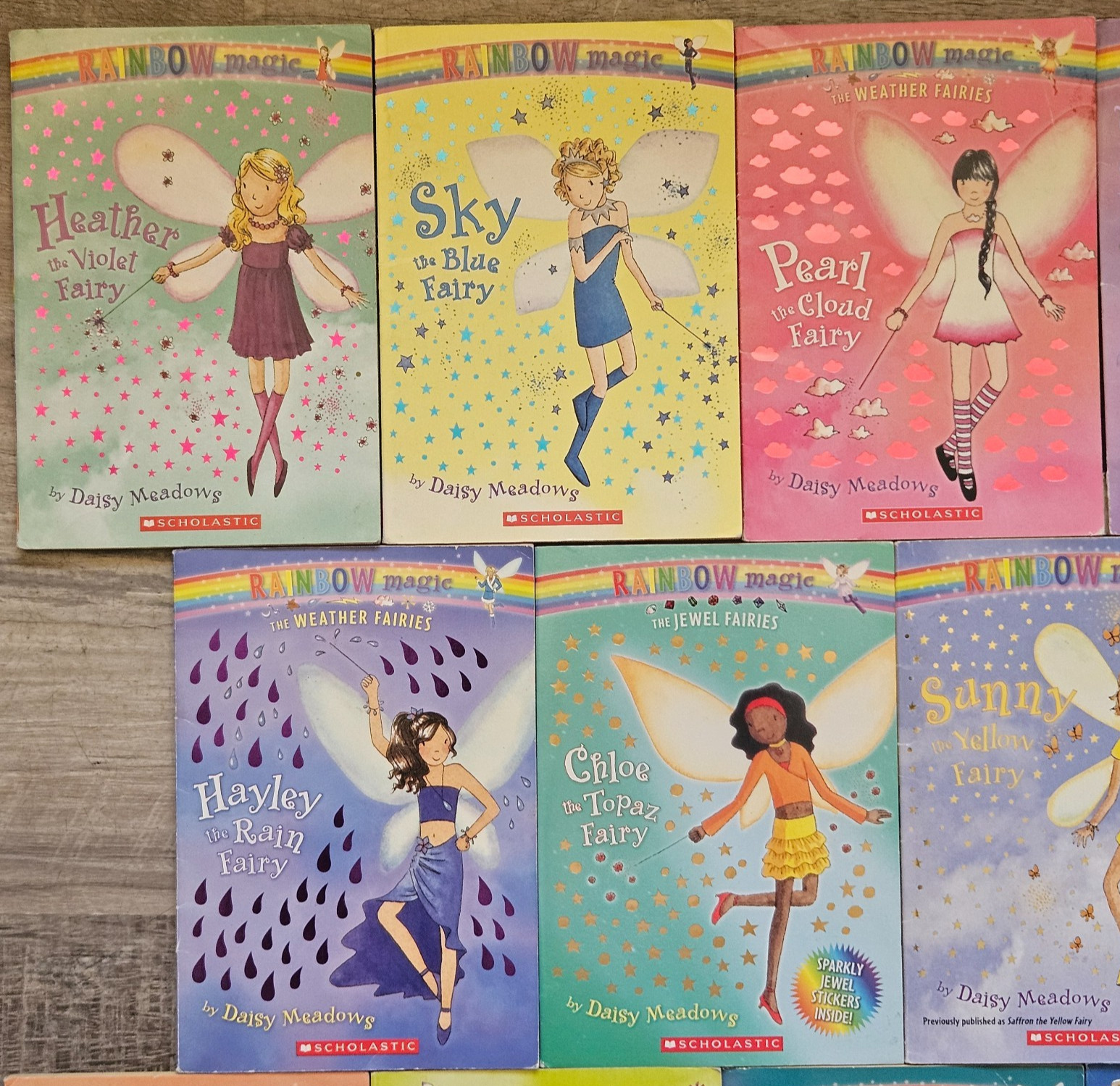17 Rainbow Magic Fairy Books Daisy Meadows Scholastic Chapter Books Lot. Enjoy!