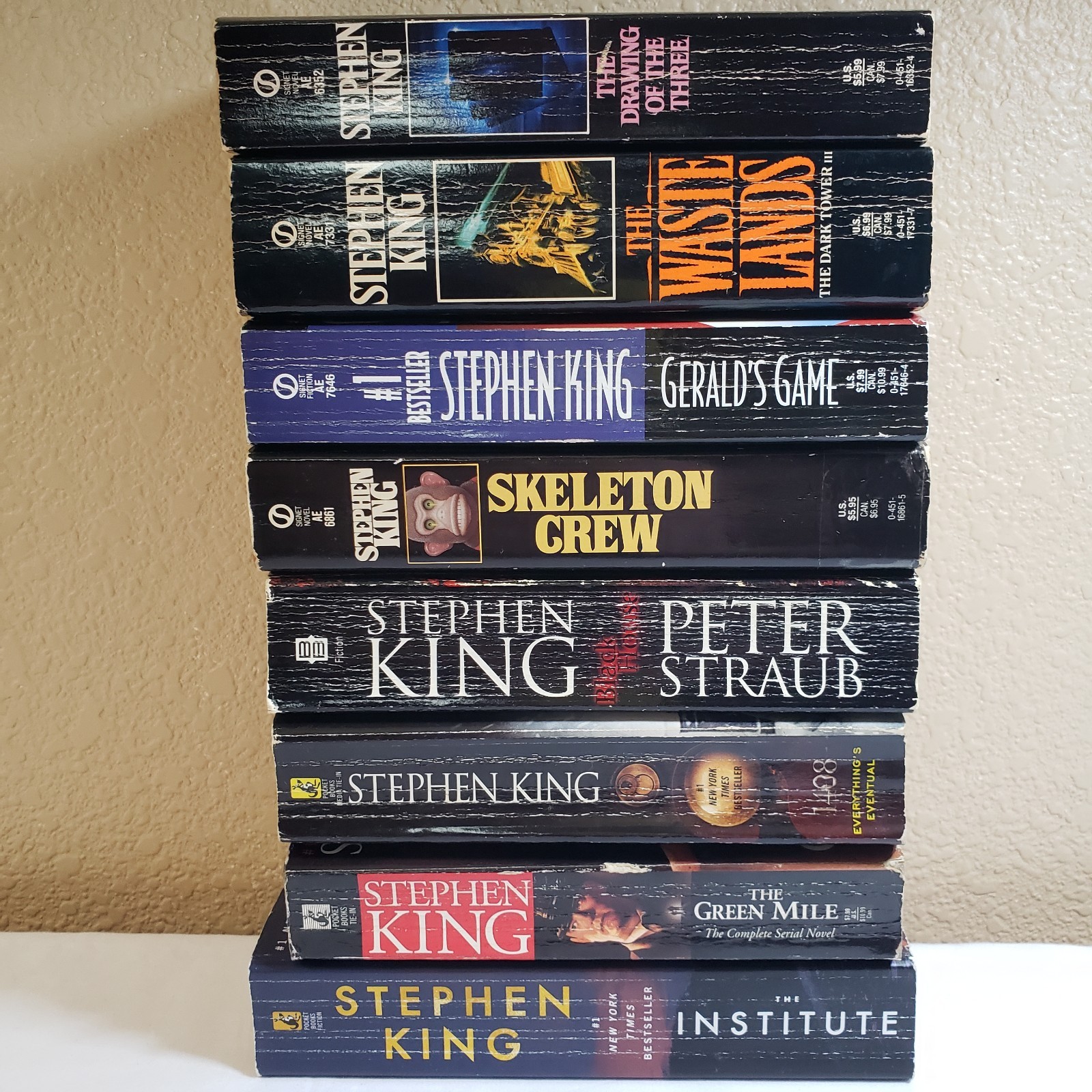 Stephen King Books. Skeleton Crew. Drawing Of The Three. The Waste Lands. 1408 +