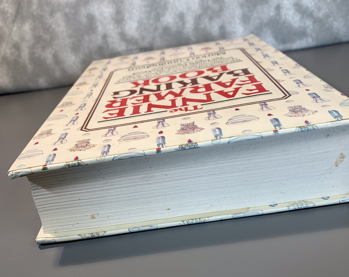 Fannie Farmers Baking Book, hardcover, Marion Cunningham 1984 600 pages (429)