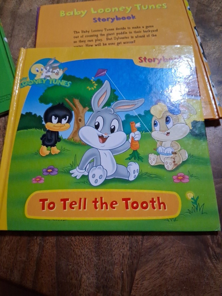 Baby Looney Tunes Storybook Childrens Book – Lot of 4 Taz, Tweety, Bugs,…