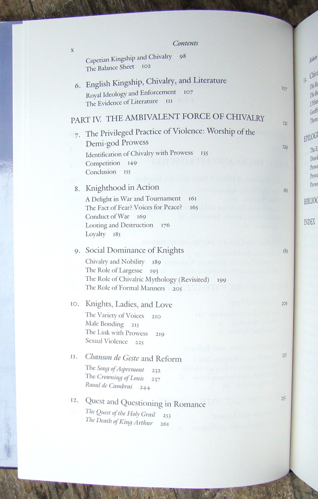 Chivalry And Violence In Medieval Europe ~1999 HC~ Oxford Women Knight Fight ⚔️