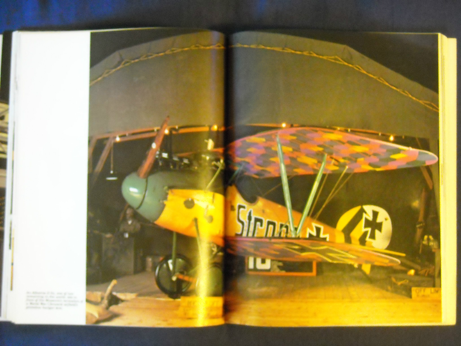 THE NATIONAL AIR AND SPACE MUSEUM VOLUME 1 AIR 159 PAGES 1982 SOFT COVER BOOK