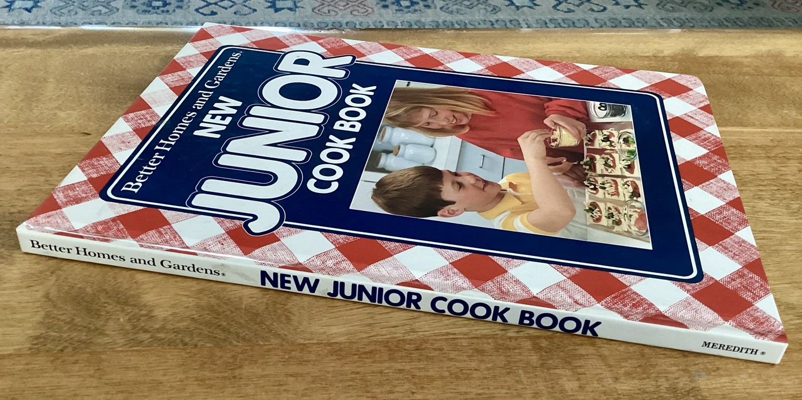 VTG 1991 New Junior Cookbook, Meredith Corp. Hardcover-Better Homes & Gardens