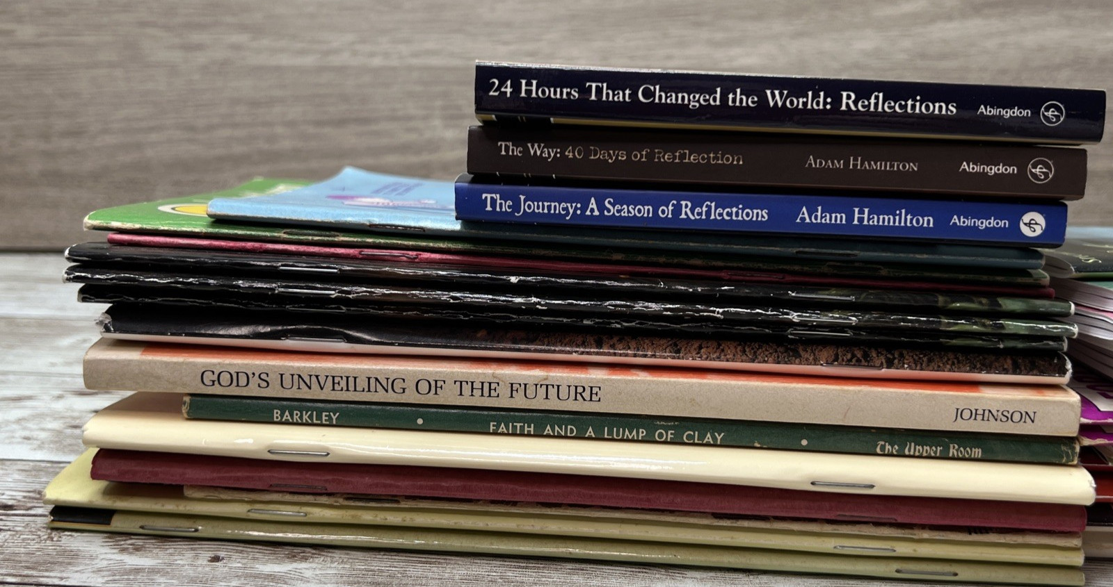 Lot of 36 Christian Bible Jesus Related Booklets/Pamplets Vintage 6lbs