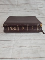 The NIV Study Bible 10th Anniversary Edition Bonded Leather Burgundy 2000