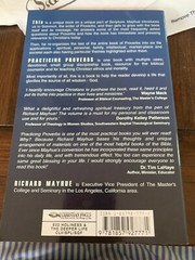 PRACTICING PROVERBS: WISE LIVING FOR FOOLISH TIMES By Richard Mayhue *BRAND NEW*