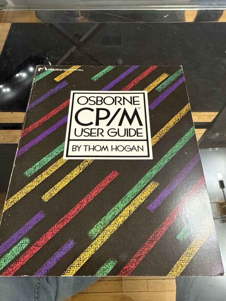 Osborne CP/M User Guide Thom Hogan 1981 First Edition Computing McGraw-Hill