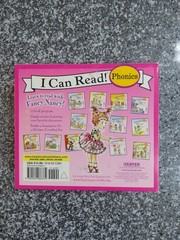 Fancy Nancy’s 12-Book Fantastic Phonics Fun! : Includes 12 Mini-Books