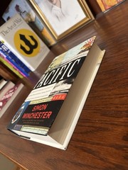 Pacific. Simon Winchester. Signed Hardcover Harper 2015. Near Fine